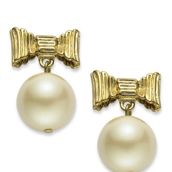 Kate Spade Cream Gold ALL WRAPPED UP IN PEARLS Bow Faux Pearl Earrings - Picture 4 of 5